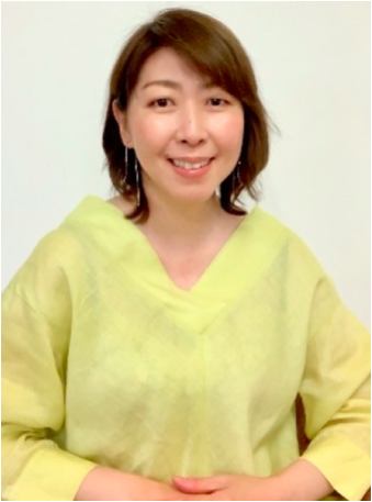 パーソナルカラー&骨格タイプで最強に似合うトップス!