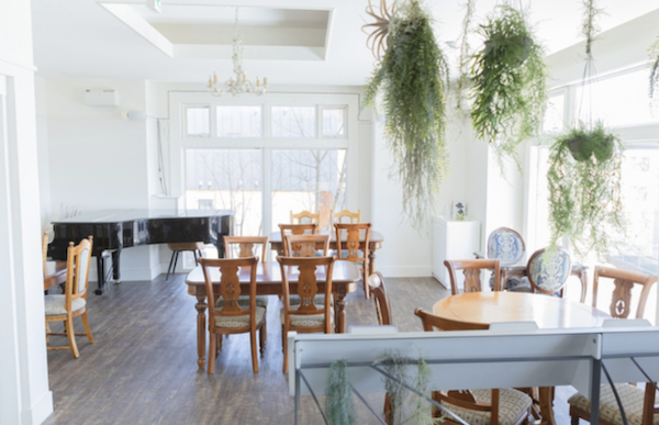 札幌藻岩下にあるカフェ&シェアサロン・リュミエール店内